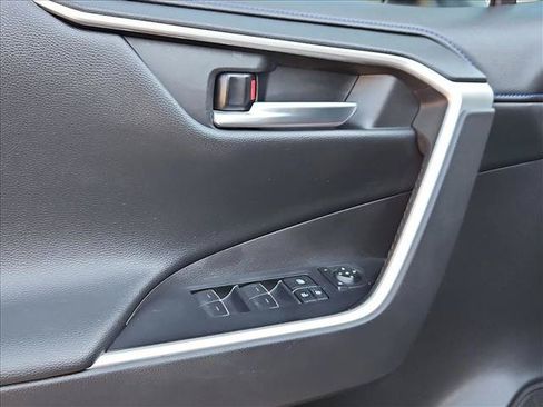 Used 2022 Toyota RAV4 XSE AWD/4WD image 24