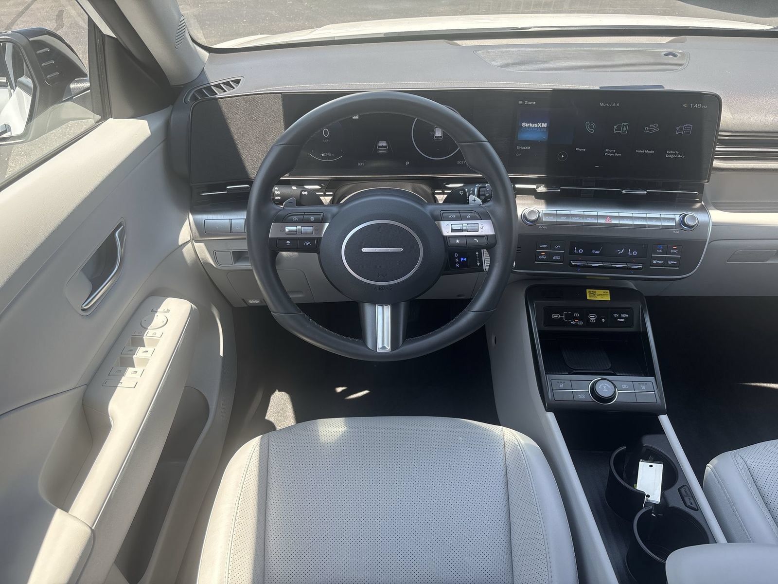 Used 2026 Hyundai Kona SEL Premium AWD/4WD image 17