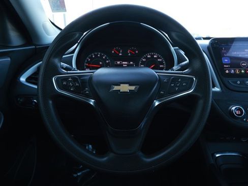 Used 2023 Chevrolet Malibu LT image 11
