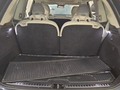 Certified 2024 Volvo XC90 B6 Plus image 17