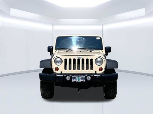 Used 2011 Jeep Wrangler Unlimited Sport AWD/4WD image 5