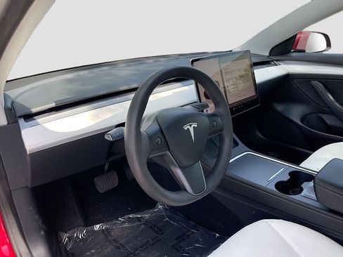 Used 2023 Tesla Model 3 Standard Range RWD image 9