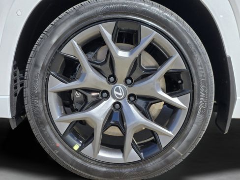 New 2026 Lexus TX 500h AWD image 22