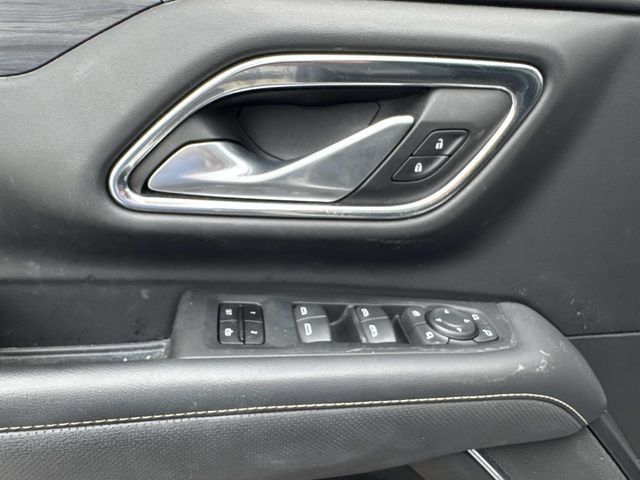 Used 2022 GMC Yukon SLT w/ SLT Premium Package RWD image 22