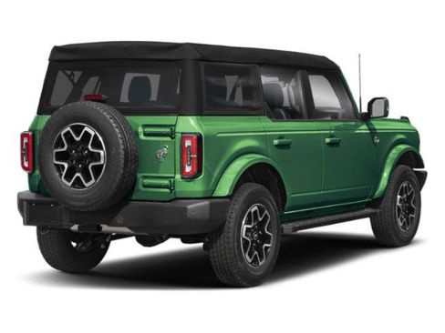 Used 2024 Ford Bronco Outer Banks AWD/4WD image 2