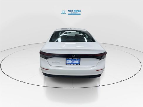 New 2026 Honda Accord LX image 9