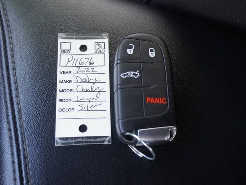 Used 2022 Dodge Challenger SXT image 23