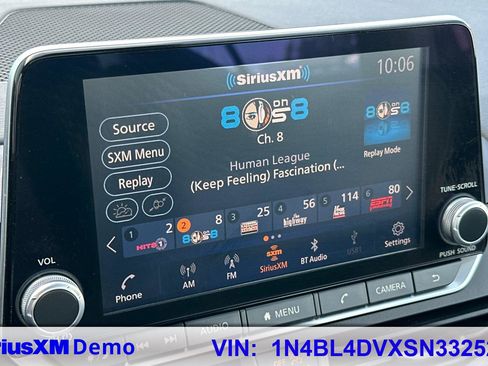 Used 2025 Nissan Altima 2.5 SV FWD image 28
