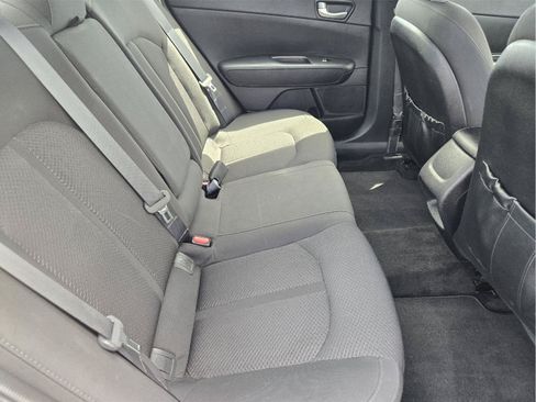 Used 2018 Kia Optima LX FWD image 28