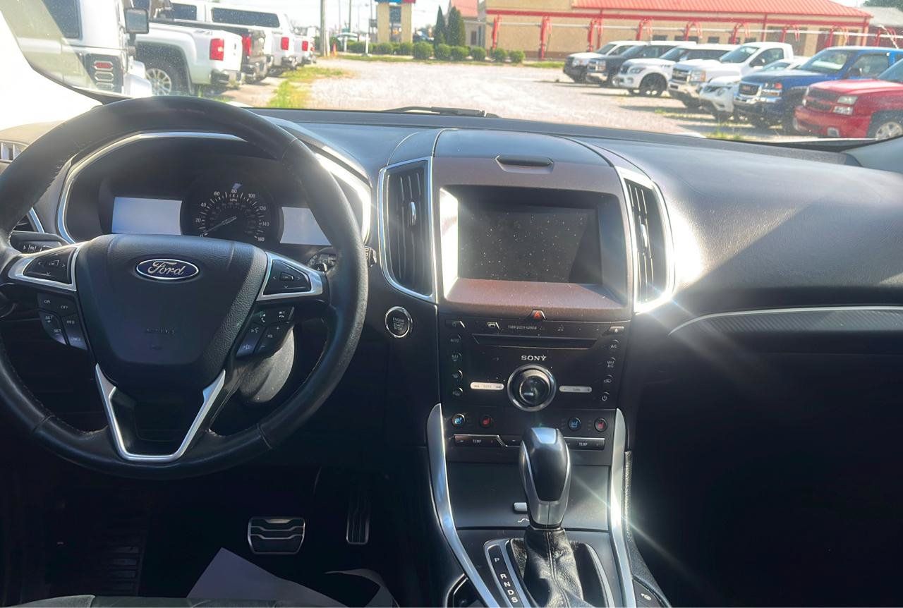 Used 2015 Ford Edge Sport w/ Equipment Group 401A AWD/4WD image 16