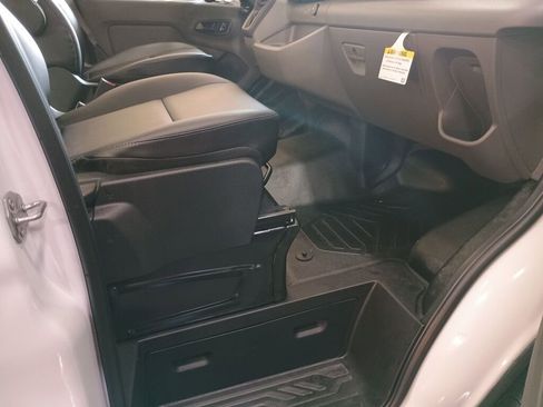 New 2026 Ford Transit 250 148 Medium Roof image 22