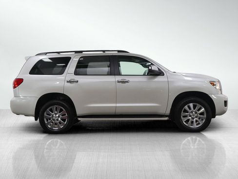 Used 2015 Toyota Sequoia Platinum image 6