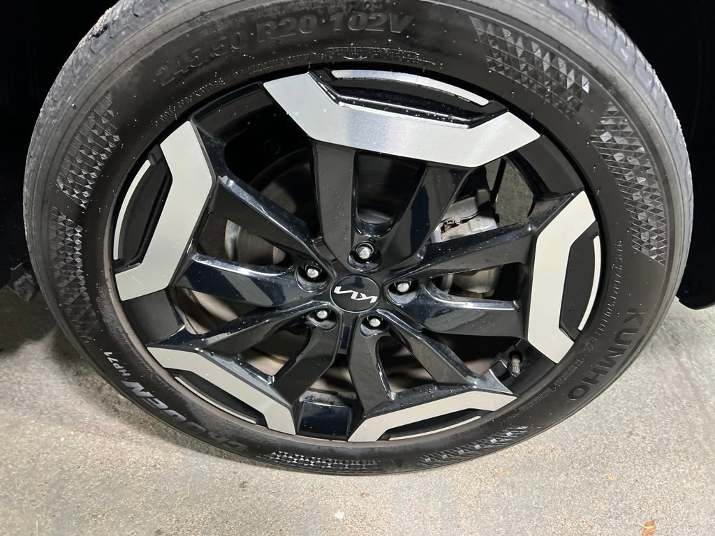 Used 2025 Kia Telluride S FWD image 41