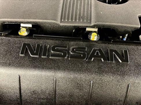 Used 2025 Nissan Frontier PRO-4X w/ Tow Package AWD/4WD image 30
