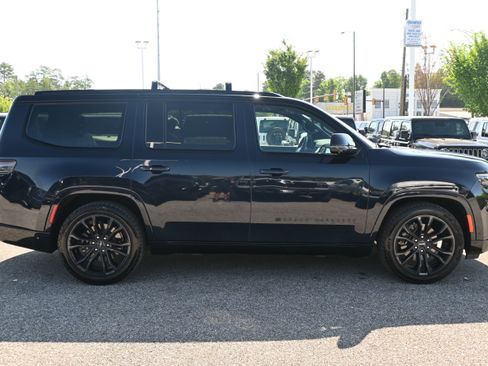 Used 2024 Jeep Grand Wagoneer Series II w/ Quick Order Packagew 28T AWD/4WD image 11