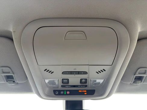 Used 2019 GMC Terrain SLT w/ Preferred Package image 23