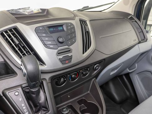 Used 2017 Ford Transit 150 XL image 18