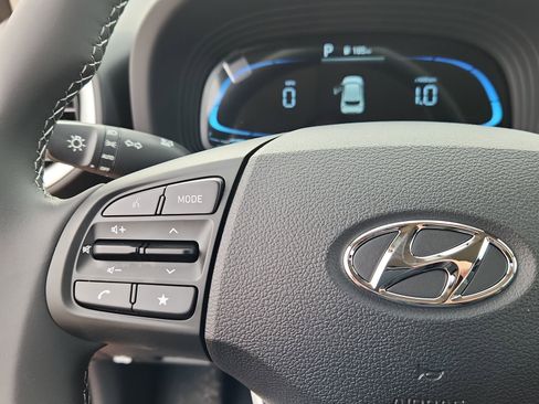 New 2026 Hyundai Venue SEL image 11