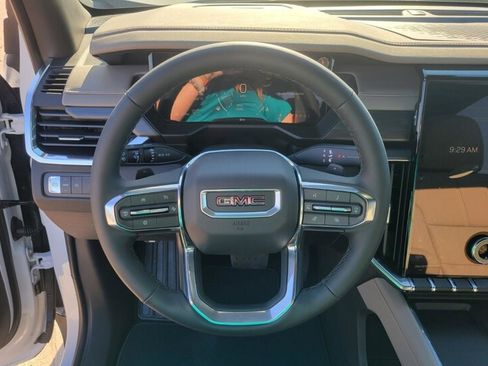 New 2026 GMC Acadia Elevation image 17