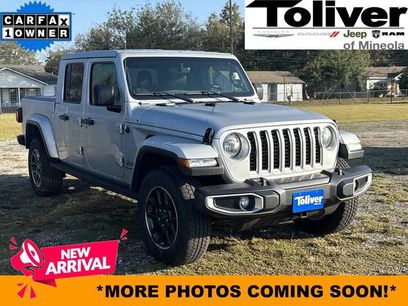 Used 2023 Jeep Gladiator Overland w/ Popular Equipment Package