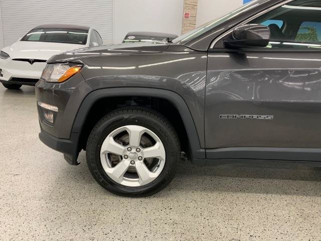 Used 2018 Jeep Compass Latitude AWD/4WD image 37