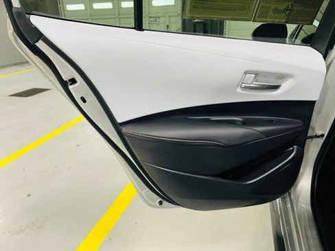 Used 2024 Toyota Corolla SE FWD image 25