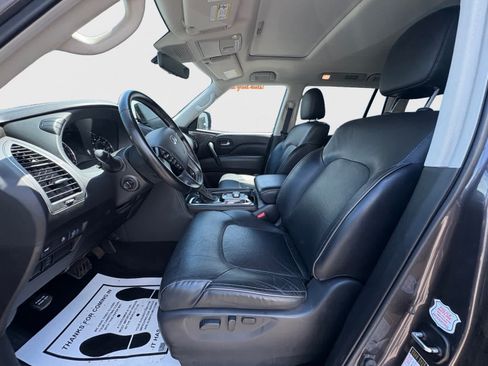 Used 2024 INFINITI QX80 Luxe AWD/4WD image 11