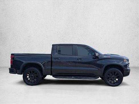 Used 2022 Chevrolet Silverado 1500 ZR2 w/ Technology Package AWD/4WD image 4