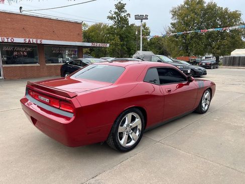 Used 2009 Dodge Challenger R/T image 5
