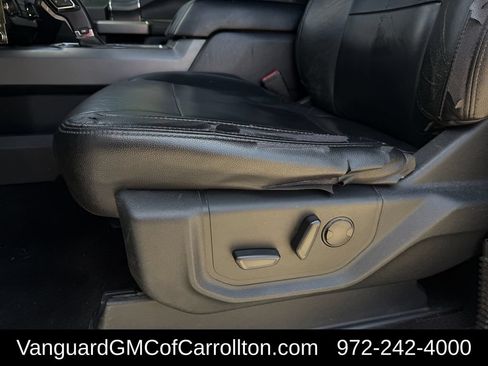 Used 2019 Ford F150 XLT w/ Equipment Group 302A Luxury AWD/4WD image 33
