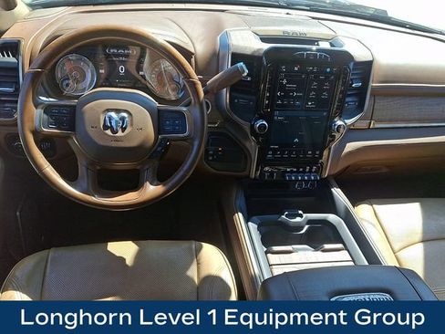 Used 2022 RAM 2500 Limited AWD/4WD image 3