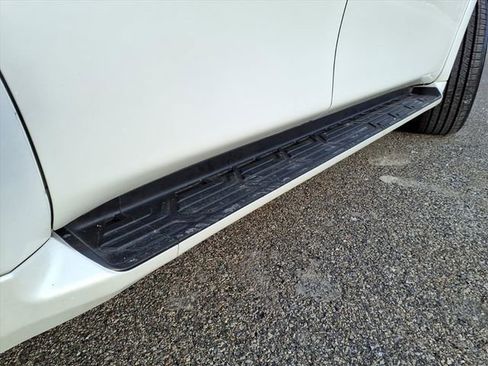 Used 2024 INFINITI QX80 Luxe image 4