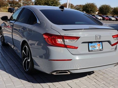 Used 2021 Honda Accord Sport image 3