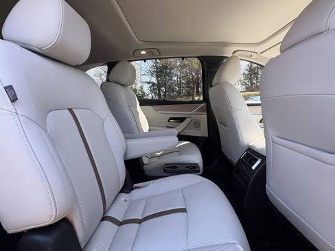 Used 2024 MAZDA CX-90 3.3 Turbo w/ Premium Plus Pkg image 13