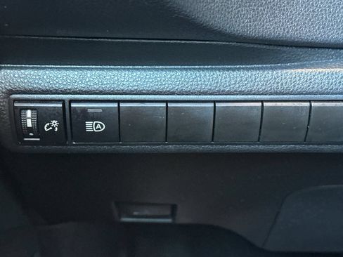 Certified 2024 Toyota Corolla LE FWD image 31