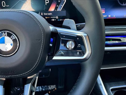 Used 2025 BMW 760i xDrive 760i xDrive w/ Executive Package image 47