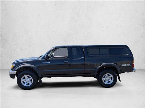 Used 2004 Toyota Tacoma 4x4 Xtracab V6 image 8