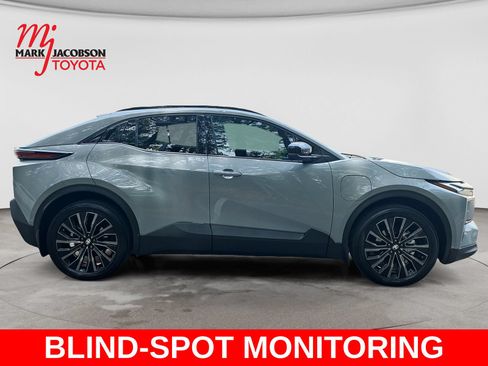 Used 2026 Toyota C-HR w/ Cold Weather Package AWD/4WD image 6