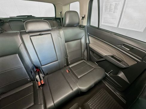 Used 2021 Volkswagen Atlas SE image 14