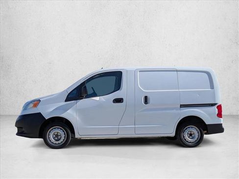 Used 2014 Nissan NV200 S image 9