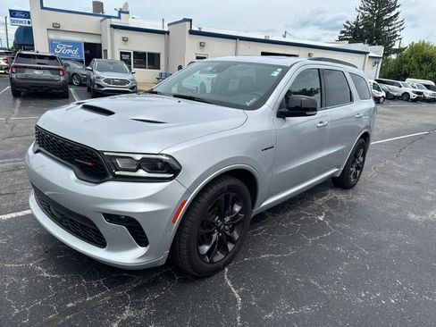 Used 2023 Dodge Durango R/T RWD image 16