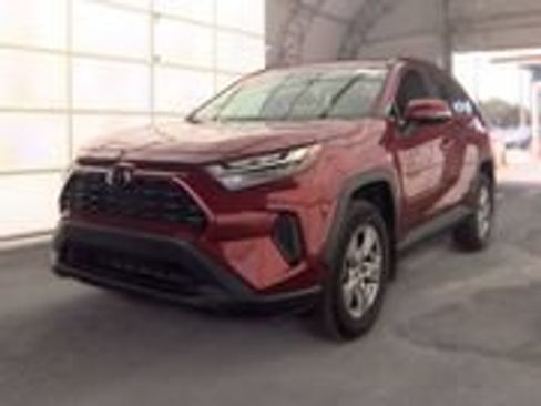 Certified 2025 Toyota RAV4 XLE w/ Convenience Package FWD image 1