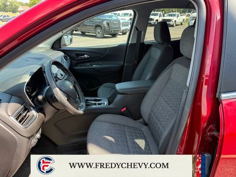 Used 2024 Chevrolet Equinox LT w/ LPO, Floor Liner Package FWD image 13
