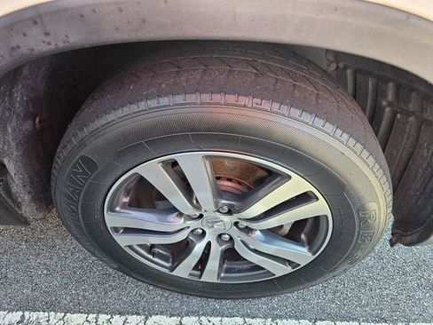 Used 2018 Honda Pilot EX-L image 12