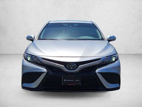 Used 2023 Toyota Camry SE w/ Convenience Package FWD image 3