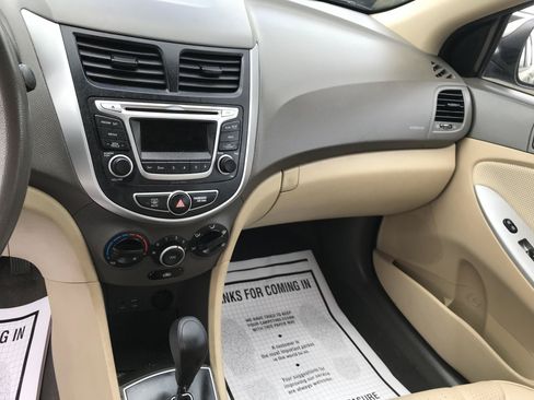 Used 2014 Hyundai Accent GLS FWD image 13