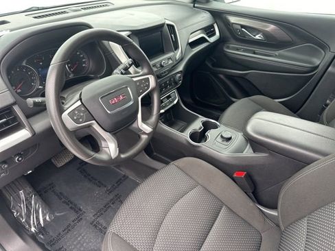 Used 2024 GMC Terrain SLE image 35