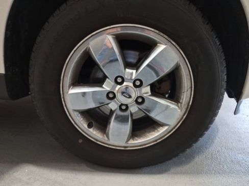 Used 2012 Ford Escape Limited AWD/4WD image 29