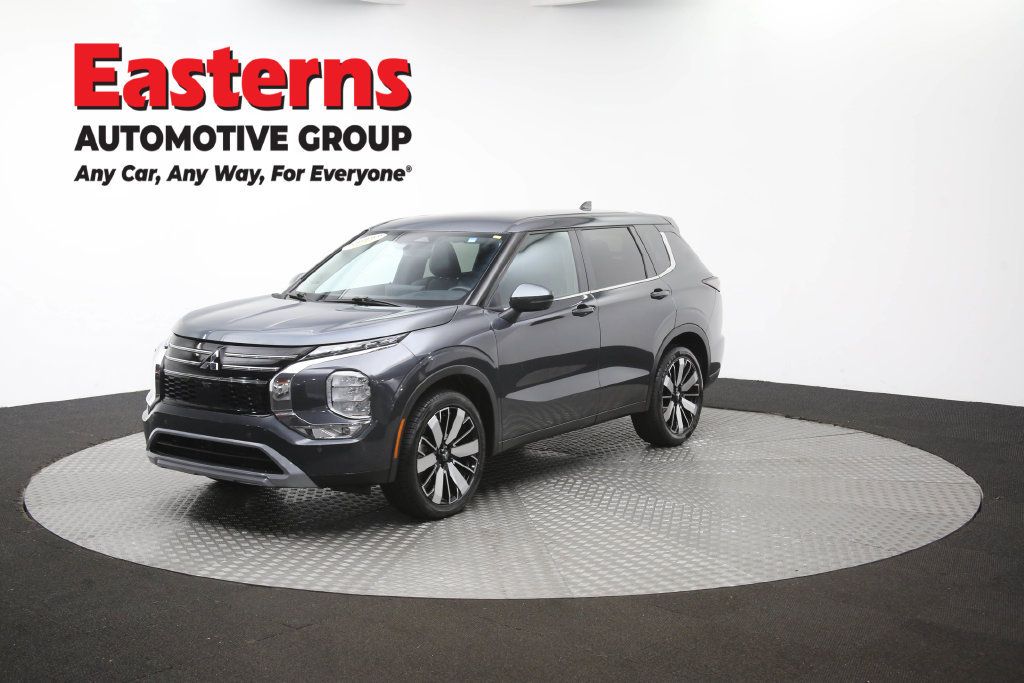 Used 2025 Mitsubishi Outlander SE FWD image 58