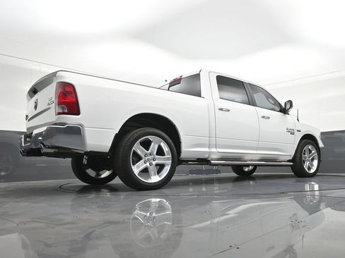 Used 2019 RAM 1500 Big Horn AWD/4WD image 26